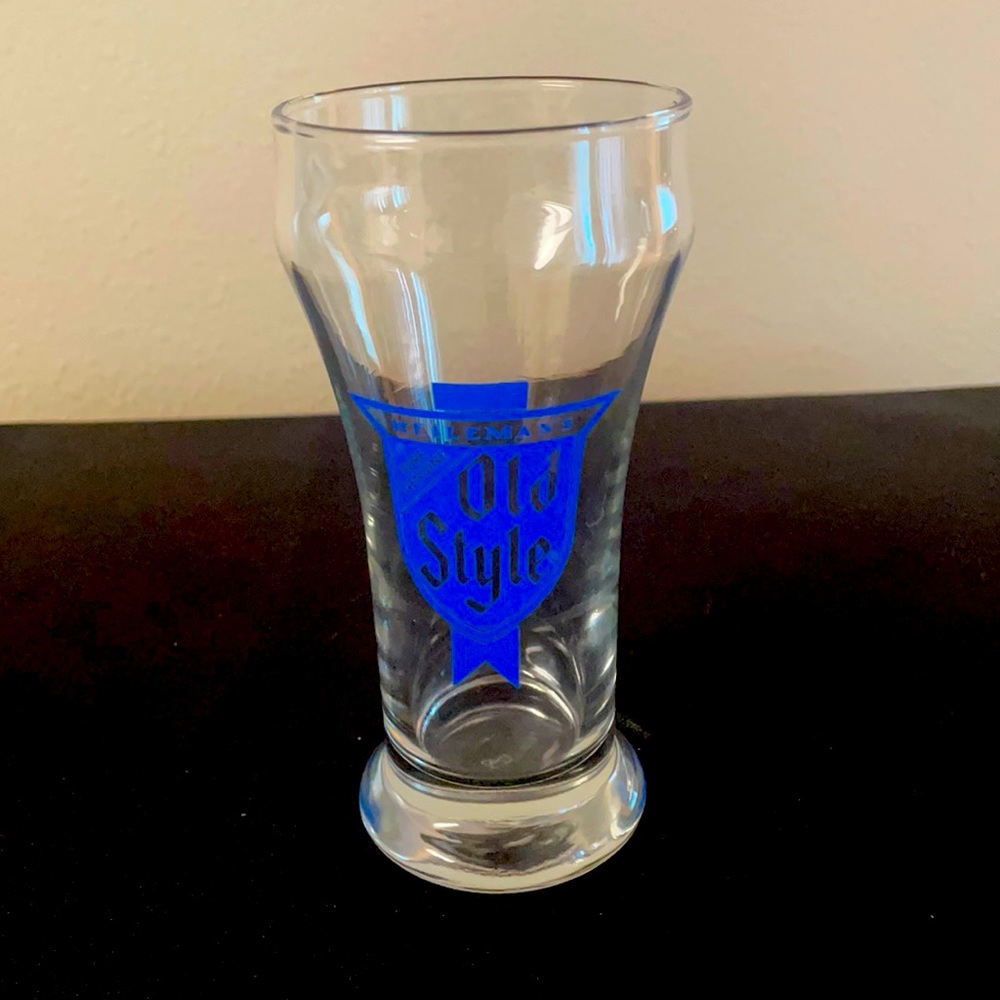 Heileman's Old style  glass